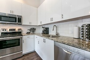 Gorgeous Condos Near French Quarter