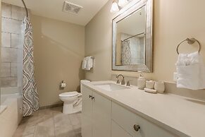 Gorgeous Condos Near French Quarter