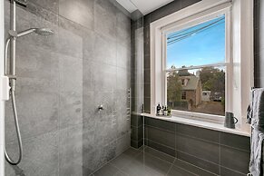 City Retreat Hobart
