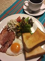 Heart Hostel and Diner