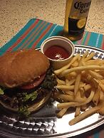 Heart Hostel and Diner