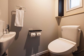 Tsukasa Condo Chatan Araha