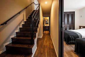 Tsukasa Condo Chatan Araha