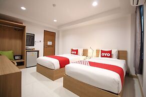 Super OYO 483 Pannee Hotel Khaosan