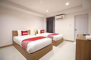 Super OYO 483 Pannee Hotel Khaosan