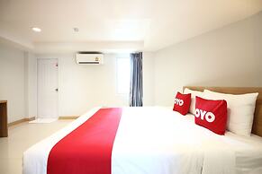 Super OYO 483 Pannee Hotel Khaosan