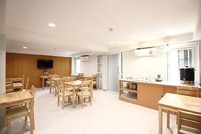 Super OYO 483 Pannee Hotel Khaosan