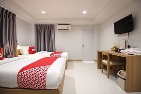 Super OYO 483 Pannee Hotel Khaosan