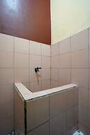 OYO 927 Carina Hotel