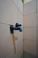 OYO 927 Carina Hotel