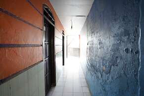 OYO 927 Carina Hotel