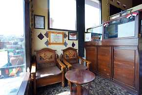 OYO 927 Carina Hotel