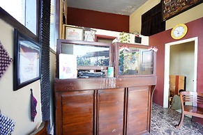 OYO 927 Carina Hotel