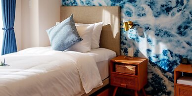 The Moana by DSH Resorts