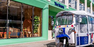 The Moana by DSH Resorts