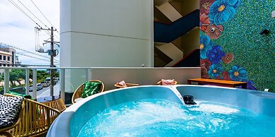 The Moana by DSH Resorts