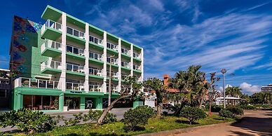 The Moana by DSH Resorts