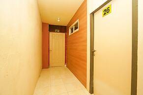 Super OYO 710 Naomi Heritage