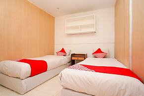 Super OYO 710 Naomi Heritage