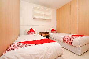 Super OYO 710 Naomi Heritage