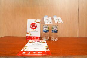 Super OYO 710 Naomi Heritage