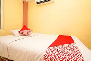 Super OYO 710 Naomi Heritage