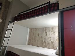 Super OYO 710 Naomi Heritage