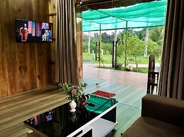 Mekong Daniel Bungalow