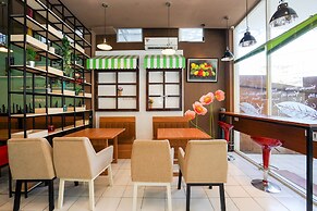 Hotel O Surabaya near Surabaya Town Square formerly Kupang Gunung Resi