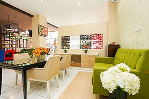 Hotel O Surabaya near Surabaya Town Square formerly Kupang Gunung Resi