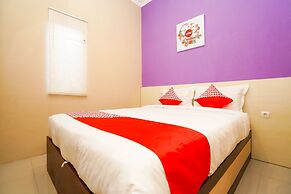 Hotel O Surabaya near Surabaya Town Square formerly Kupang Gunung Resi