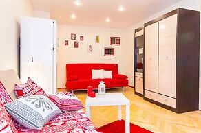 Apartment on Monetchikovskii