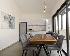 AirTLV Deluxe Jaffa Apartments