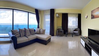 Apart holiday Athena Mamaia