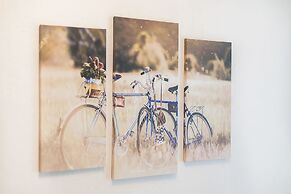 Apartment on Tryokhgorny Val 3