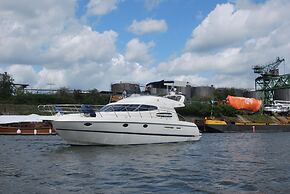 Rhein Yacht Lexa