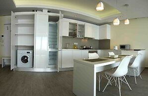 Apart holiday Sophia Mamaia