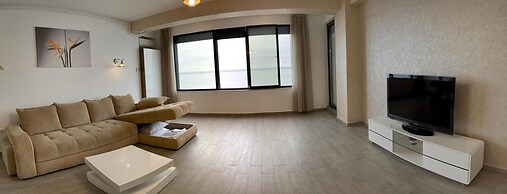Apart holiday Sophia Mamaia