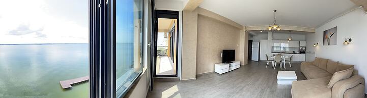 Apart holiday Sophia Mamaia