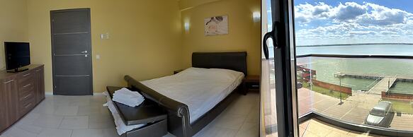 Apart holiday Sophia Mamaia