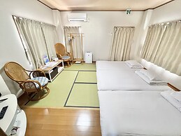 Petit Hotel 017