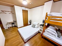 Petit Hotel 017