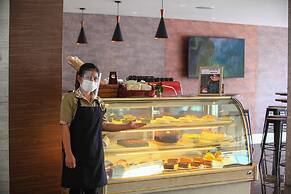 Niagara Hotel Lake Toba & Resorts