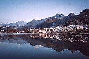 Greenland Sa Pa Hotel by DLMH