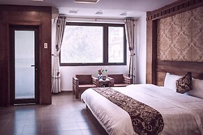 Greenland Sa Pa Hotel by DLMH