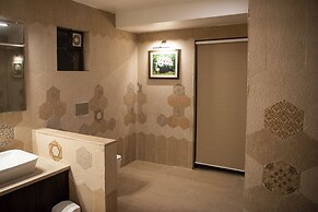 WelcomHeritage Tadoba Vanya Villas Resort & Spa