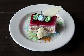 WelcomHeritage Tadoba Vanya Villas Resort & Spa