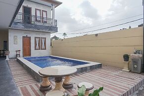 Guesthouse Penginapan Cempaka Putih