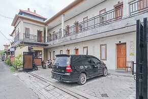 Guesthouse Penginapan Cempaka Putih