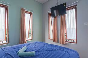 Guesthouse Penginapan Cempaka Putih